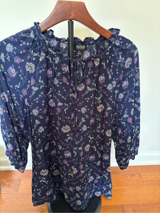 a.n.a Tops - a.n.a Navy Floral Blouse Womens XS 3/4 Sleeve Lightweight Top